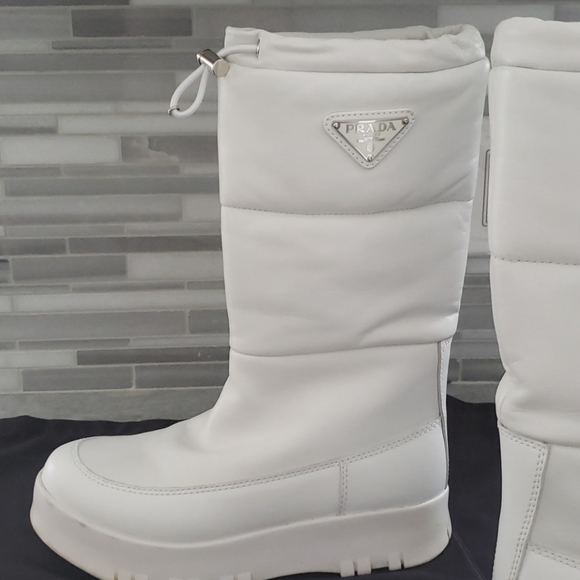 Prada winter boots collection 2020, worn once - Picture 5 of 9